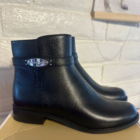 Michael Kors Black Ankle Boots - Picture 1 of 5